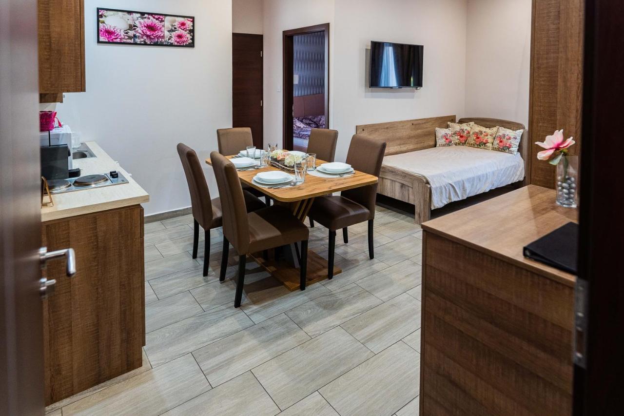 Allium Apartment Makó Dış mekan fotoğraf